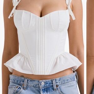 HOUSE OF CB
Gigou Bow Strap Peplum
Corset Top